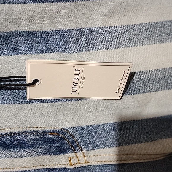 Judy Blue Los Angeles Star and Stripe Flare Jeans Brand New High Waist Size 5/27 - Picture 2 of 11